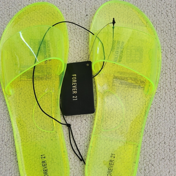 Forever 21 neon green slides, NWT🎉🎊💚💚 - Picture 2 of 4